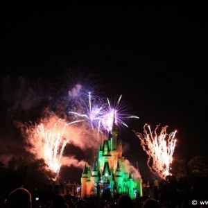 HalloWishes_Fireworks_02