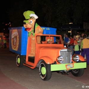 Boo-to-You_Halloween_Parade_43