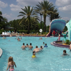 French_Quarter_Pool_01