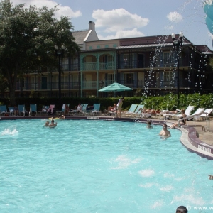 French_Quarter_Pool_16