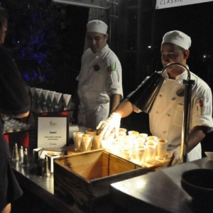 swan_dolphin_foodandwine20100123