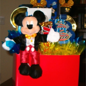 Large_HCOE_Welcome_Basket_1