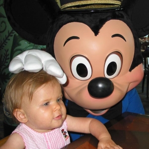 Mickey_Behind_Me
