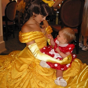 YellowDressBelle