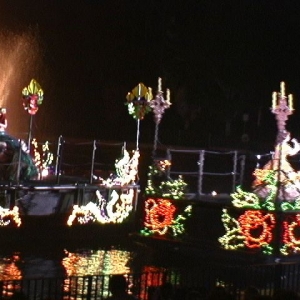 Fantasmic_2