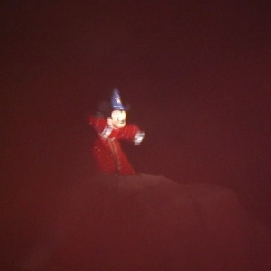 Fantasmic_5