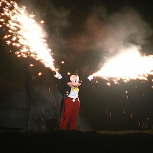 Fantasmic_Mickey