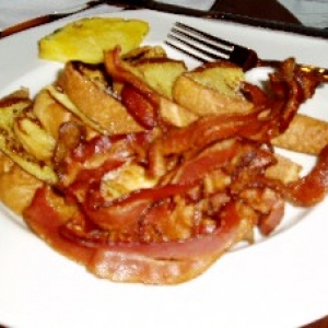 Kona French Toast with Bacon