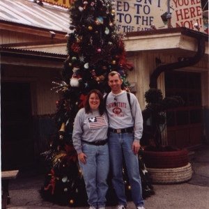 2002-Animal_Kingdom_Christmas_Tree