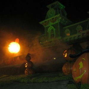 9-10_WDW_337