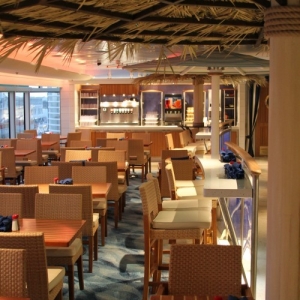 Disney_Dream_Cruise_Ship_076