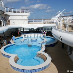 Disney_Dream_Cruise_Ship_096