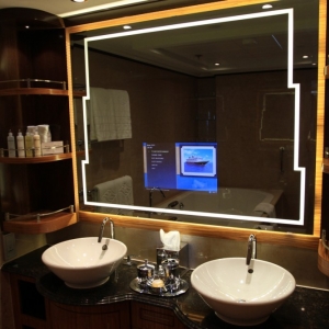 Media 'One-Bedroom-Suite-Concierge_T_-071' in category 'Disney Dream Staterooms'