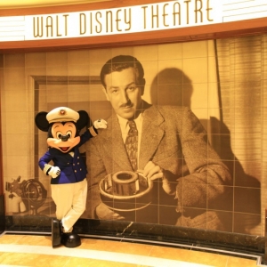 Walt-Disney-Theatre-03