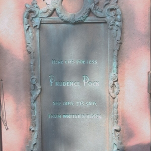 Haunted Mansion interactive queue 5