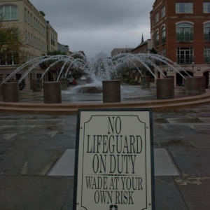 Funny_Sign19