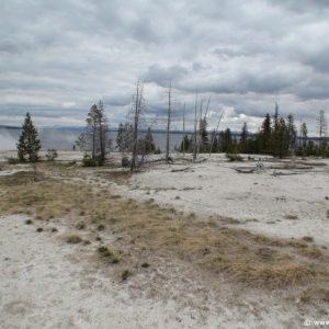 4-West-Thumb-Geyser-Basin-002