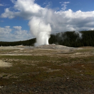 1-Old-Faithful-004