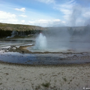 2-Upper-Geyser-Basin-041