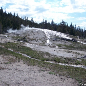 2-Upper-Geyser-Basin-049