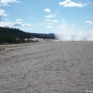 2-Upper-Geyser-Basin-082