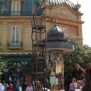 France_Acrobat