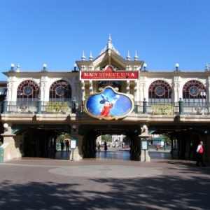 DLP77
