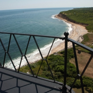 looking_down_4