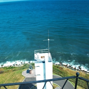 looking_down_6