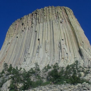 WY