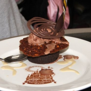 Chocolate pudding cake