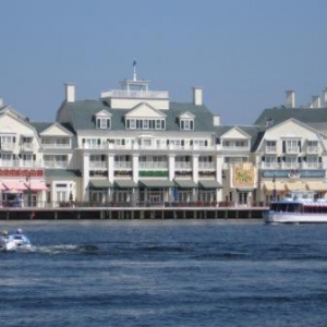 Boarkwalk Inn