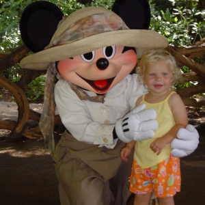 Camp Minnie and Linnea - 8/2003
