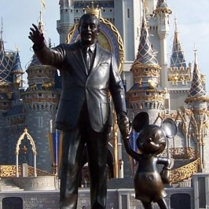 Walt_Crown