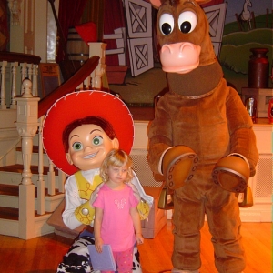 Linnea, Jessie and Bullseye - 11/2004