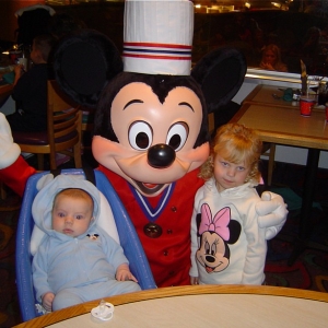 Chef Mickey's4 - 11/2004