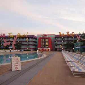 Pop Century Bowling Pool & 50's building 2, 15-Sep-2009 7:11am