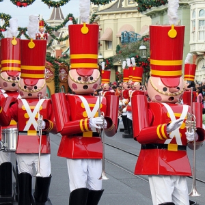 Parade2