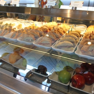 Media 'Flos-Cafe-002' in category 'Disney Fantasy Dining'