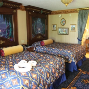 royal-guest-rooms-005