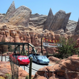 RADIATOR-SPRINGS-RACERS-012