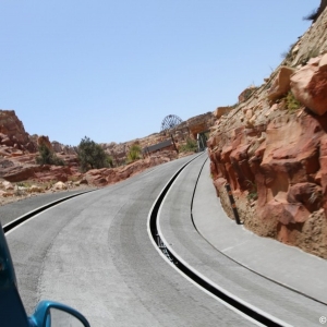 Radiator-Springs-Racers-039