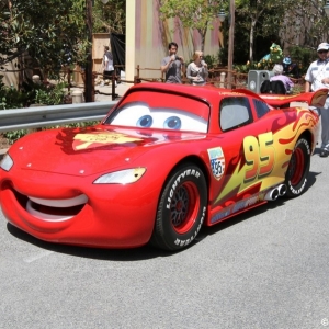 Cars-Land-035