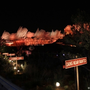 Cars-Land-040