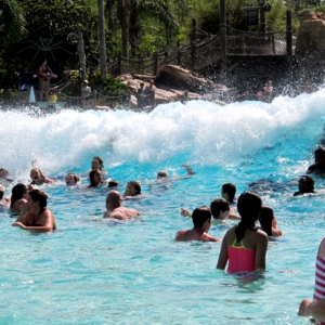 Wave at Surf Pool