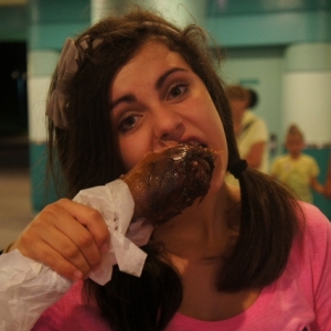 Da_y1_Turkey_Leg