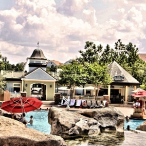 pool_life_640x480_