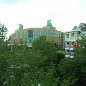 BWV Garden/Pool View