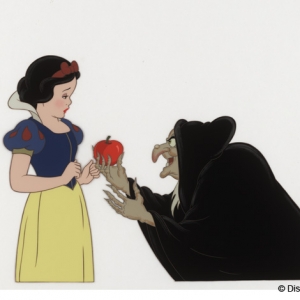 Evil_Queen_and_Snow_White_with_Apple