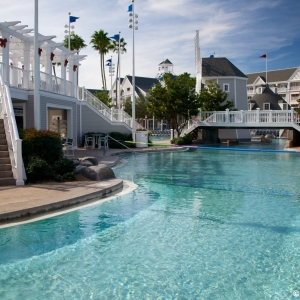 DisneysYachtClub-Pool-8